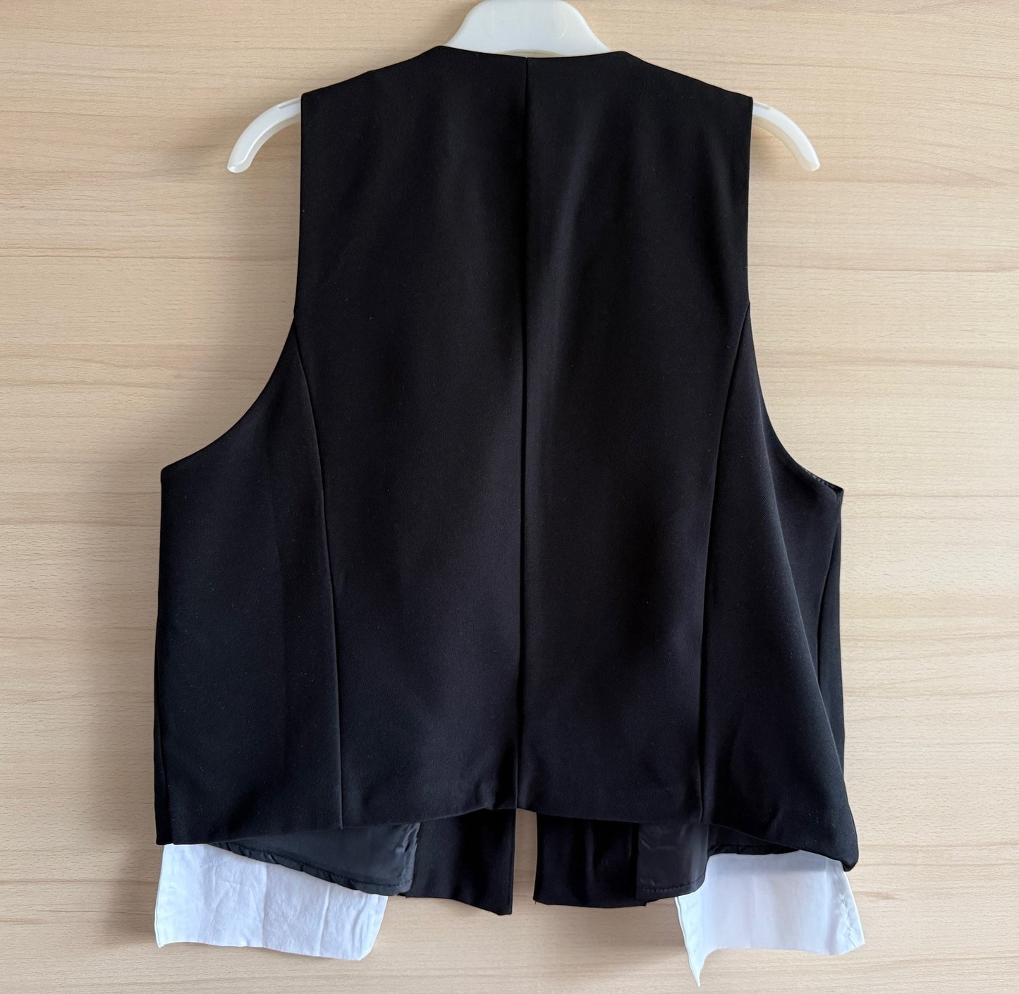 Zu zweiter Hand, Damen Maya Weste